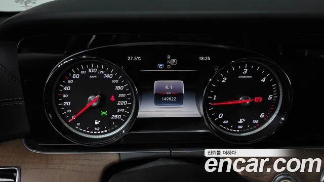 Mercedes-Benz E-Класс 2018 thumb 7
