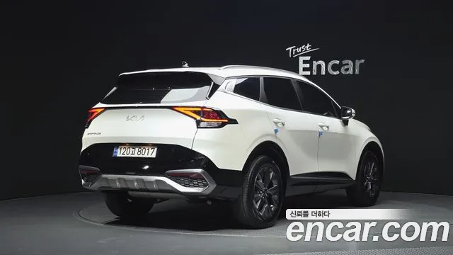Kia Sportage 2023 thumb 2