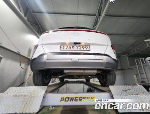 Hyundai Kona 2023 thumb 2