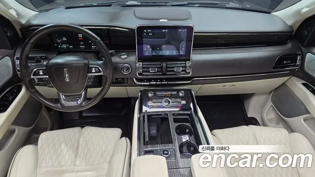 Lincoln Navigator 2020 thumb 7