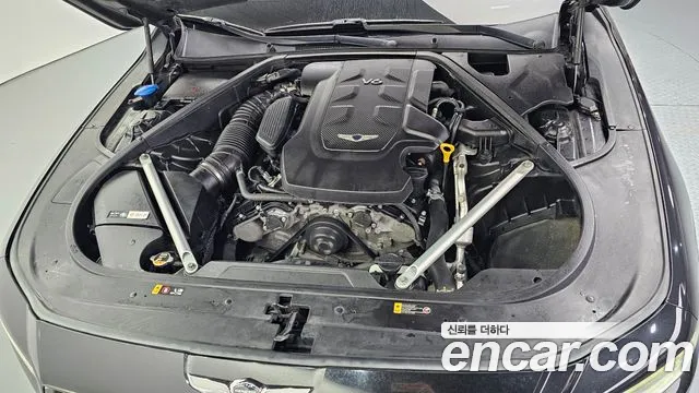 Genesis G90 2019 thumb 6