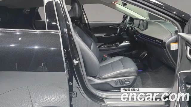 Kia EV6 2023 thumb 11