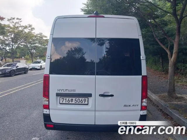Hyundai Staria 2018 thumb 4