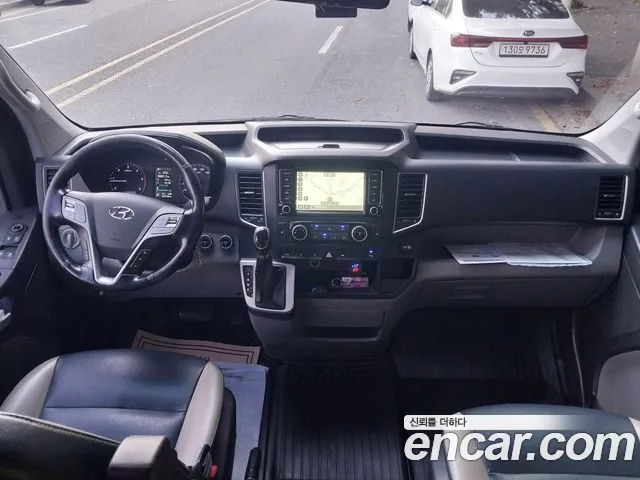 Hyundai Staria 2018 thumb 5