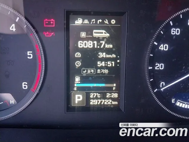 Hyundai Staria 2018 thumb 8