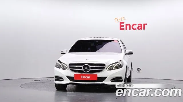Mercedes-Benz E-Класс 2015 thumb 3