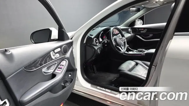 Mercedes-Benz C-Класс 2018 thumb 10
