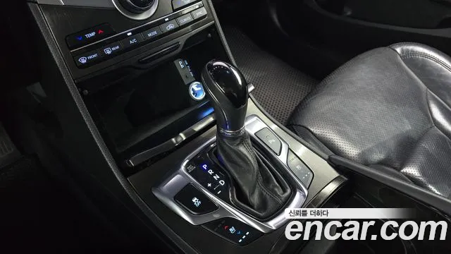 Hyundai Grandeur 2015 thumb 9
