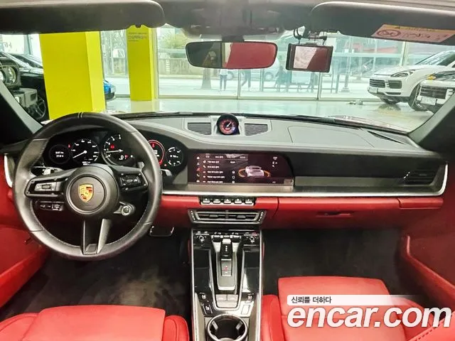 Porsche 911 2024 thumb 7