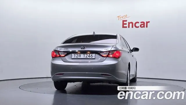 Hyundai Sonata 2010 thumb 4