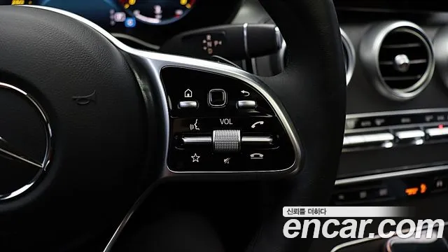 Mercedes-Benz GLC 2021 thumb 10