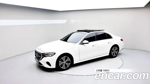 Mercedes-Benz E-Класс 2024 thumb 5