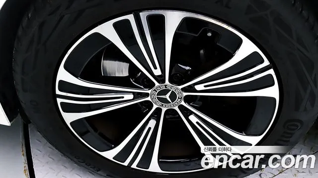 Mercedes-Benz E-Класс 2024 thumb 6
