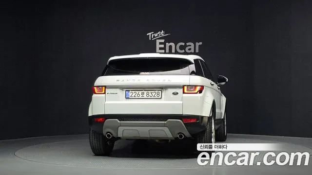 Land Rover Range Rover Evoque 2019 thumb 4