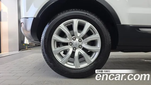 Land Rover Range Rover Evoque 2019 thumb 5