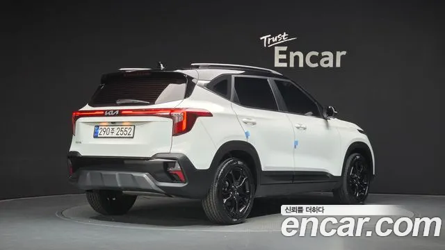 Kia Seltos 2023 thumb 2