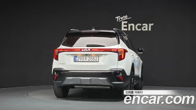 Kia Seltos 2023 thumb 4