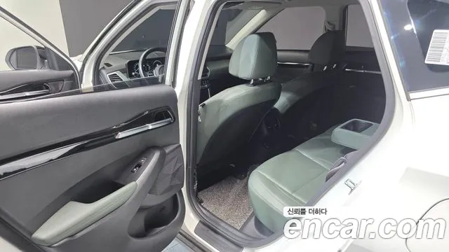 Kia Seltos 2023 thumb 11