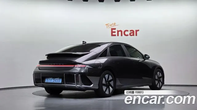 Hyundai IONIQ 6 2024 thumb 2