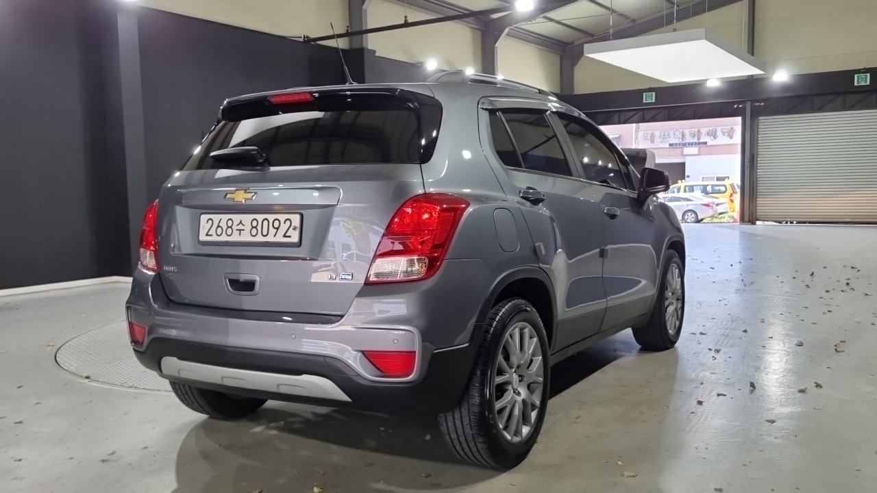 ChevroletGMDaewoo Tracker 2019 thumb 2