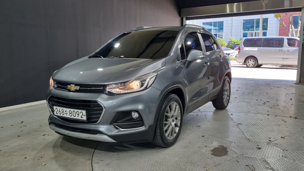 ChevroletGMDaewoo Tracker 2019 thumb 11