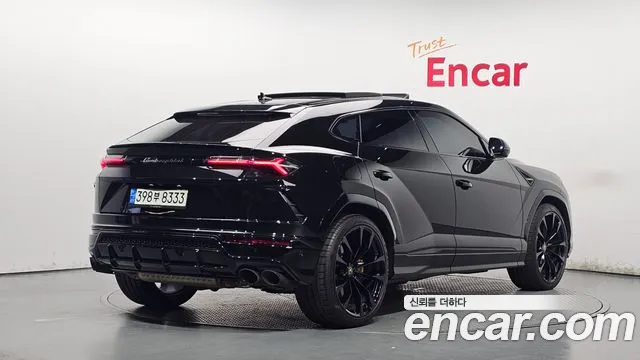 Lamborghini Urus 2021 thumb 2