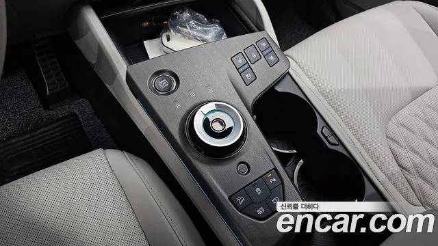 Kia Sportage 2025 thumb 8