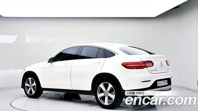 Mercedes-Benz GLC 2019 thumb 2