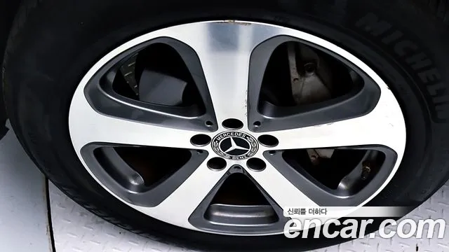 Mercedes-Benz GLC 2019 thumb 6