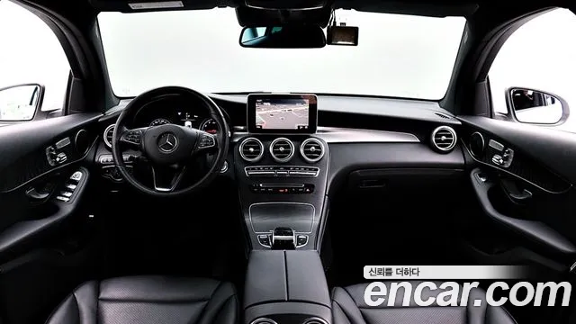 Mercedes-Benz GLC 2019 thumb 9