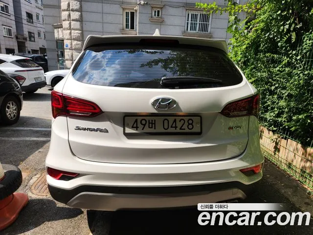 Hyundai Santa Fe 2016 thumb 2