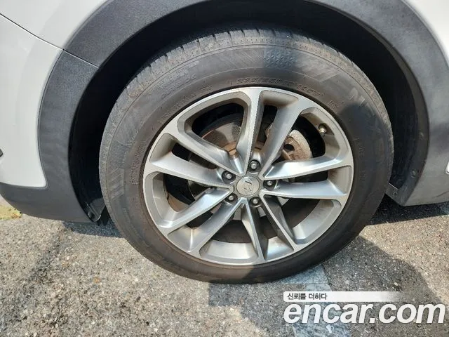 Hyundai Santa Fe 2016 thumb 5