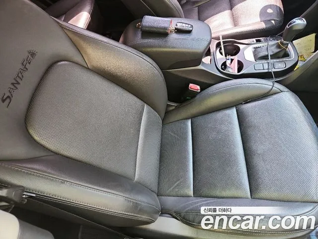 Hyundai Santa Fe 2016 thumb 7