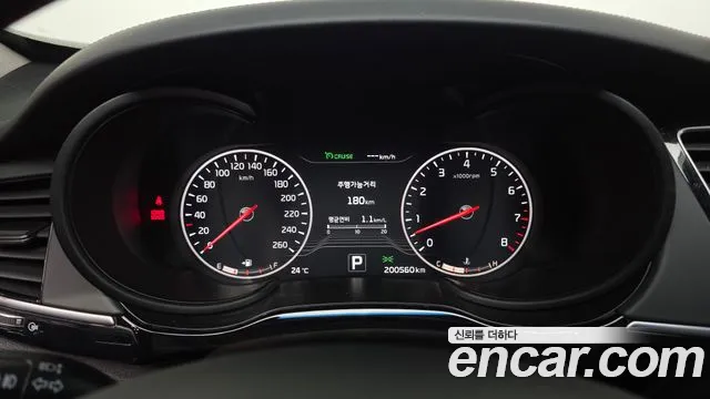 Kia K9 2015 thumb 8