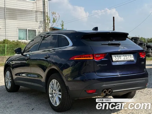 Jaguar F-Pace 2019 thumb 4