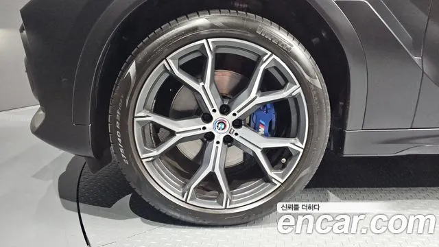 BMW X6 2023 thumb 5