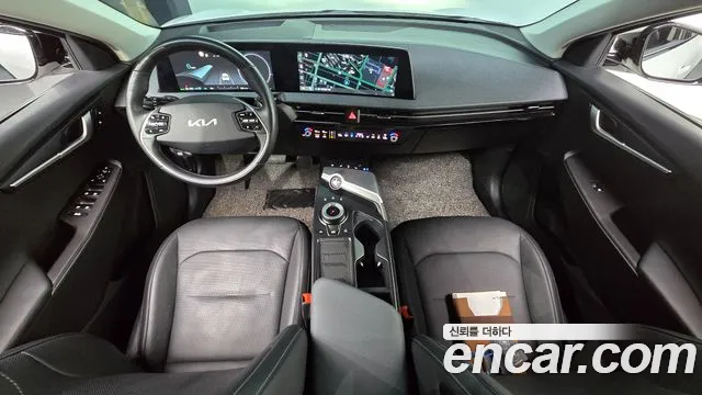 Kia EV6 2023 thumb 7