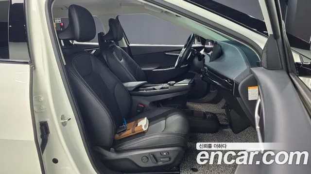 Kia EV6 2023 thumb 10