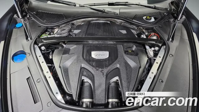 Porsche Panamera 2021 thumb 6