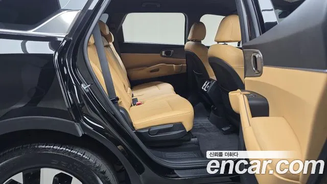 Kia Sorento 2023 thumb 10