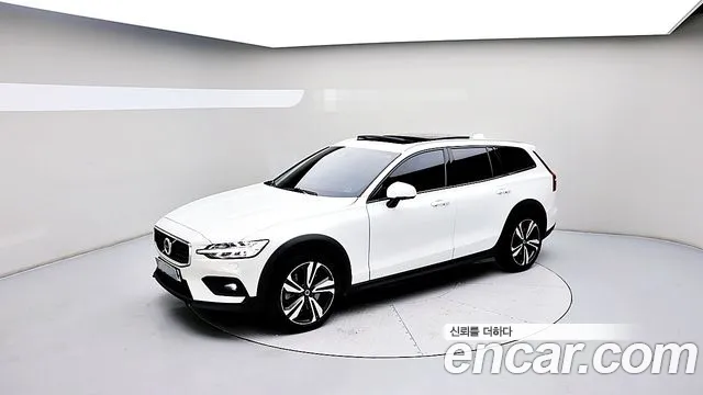 Volvo V60 2019 thumb 5