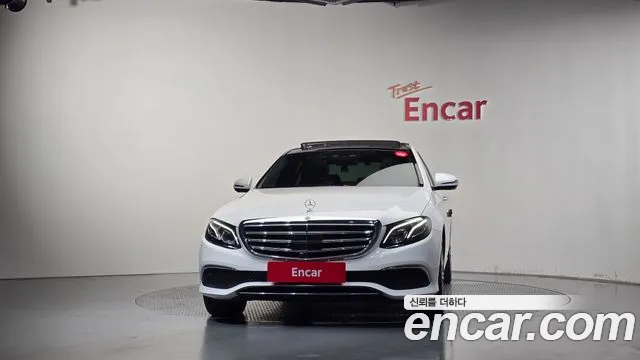 Mercedes-Benz E-Класс 2020 thumb 3