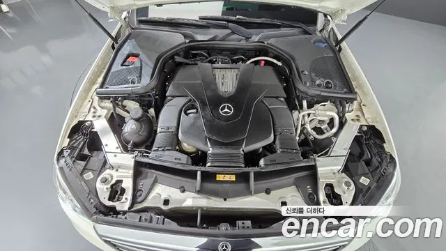 Mercedes-Benz E-Класс 2020 thumb 6