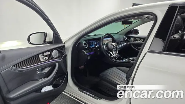 Mercedes-Benz E-Класс 2020 thumb 10