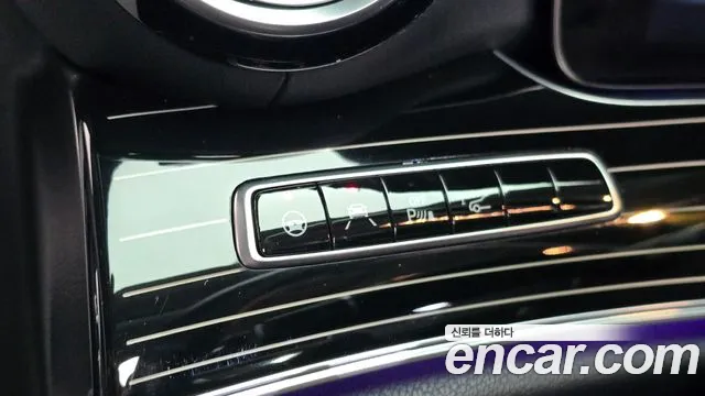 Mercedes-Benz E-Класс 2020 thumb 12
