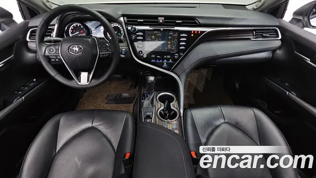 Toyota Camry 2017 thumb 6