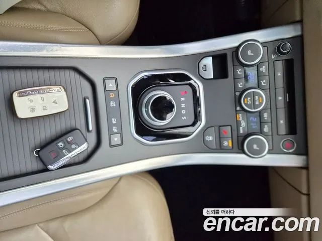 Land Rover Range Rover Evoque 2015 thumb 9