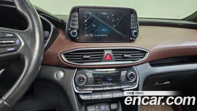 Hyundai Santa Fe 2018 thumb 12
