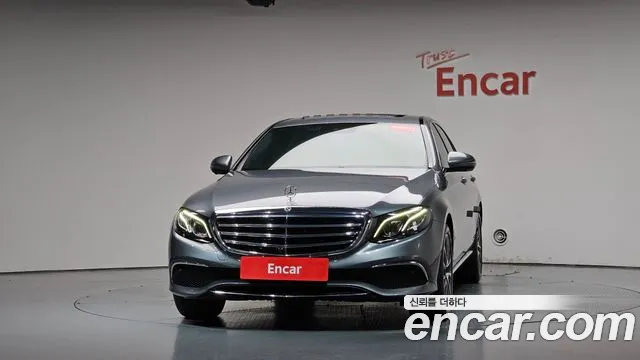 Mercedes-Benz E-Класс 2017 thumb 2