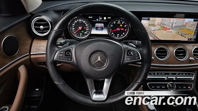 Mercedes-Benz E-Класс 2017 thumb 12